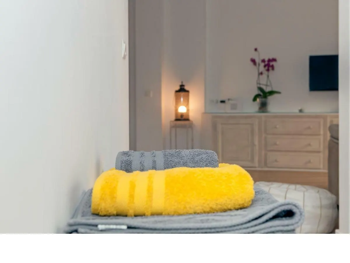 Apartamentos Rey Moro Toledo 0*,  Spain